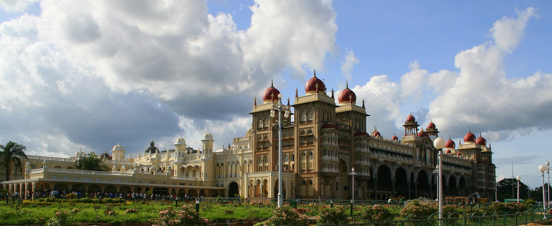 Grand Southern Sanctuary: A 16-Day Karnataka & Kerala Luxury Journey